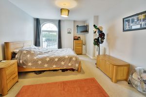 Photo 13- click for photo gallery